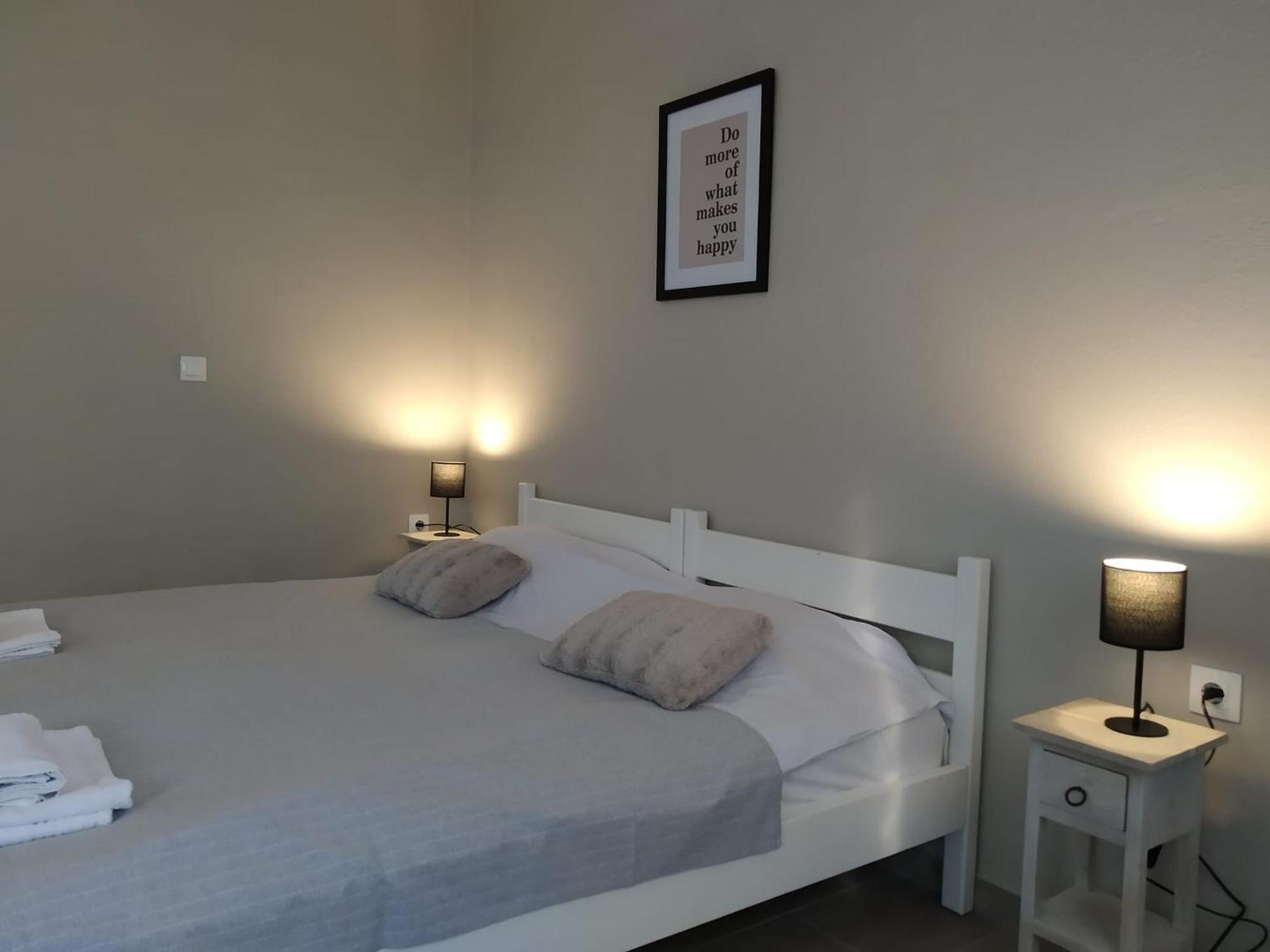 Trousas Apartments Roda  Eksteriør billede